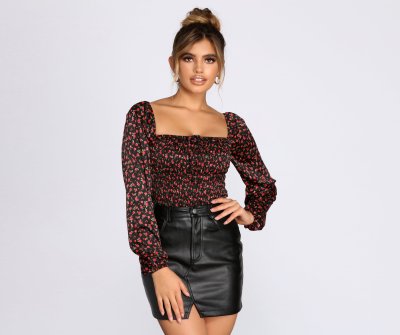 TableClothsUs Ditsy Floral Smocked Satin Top